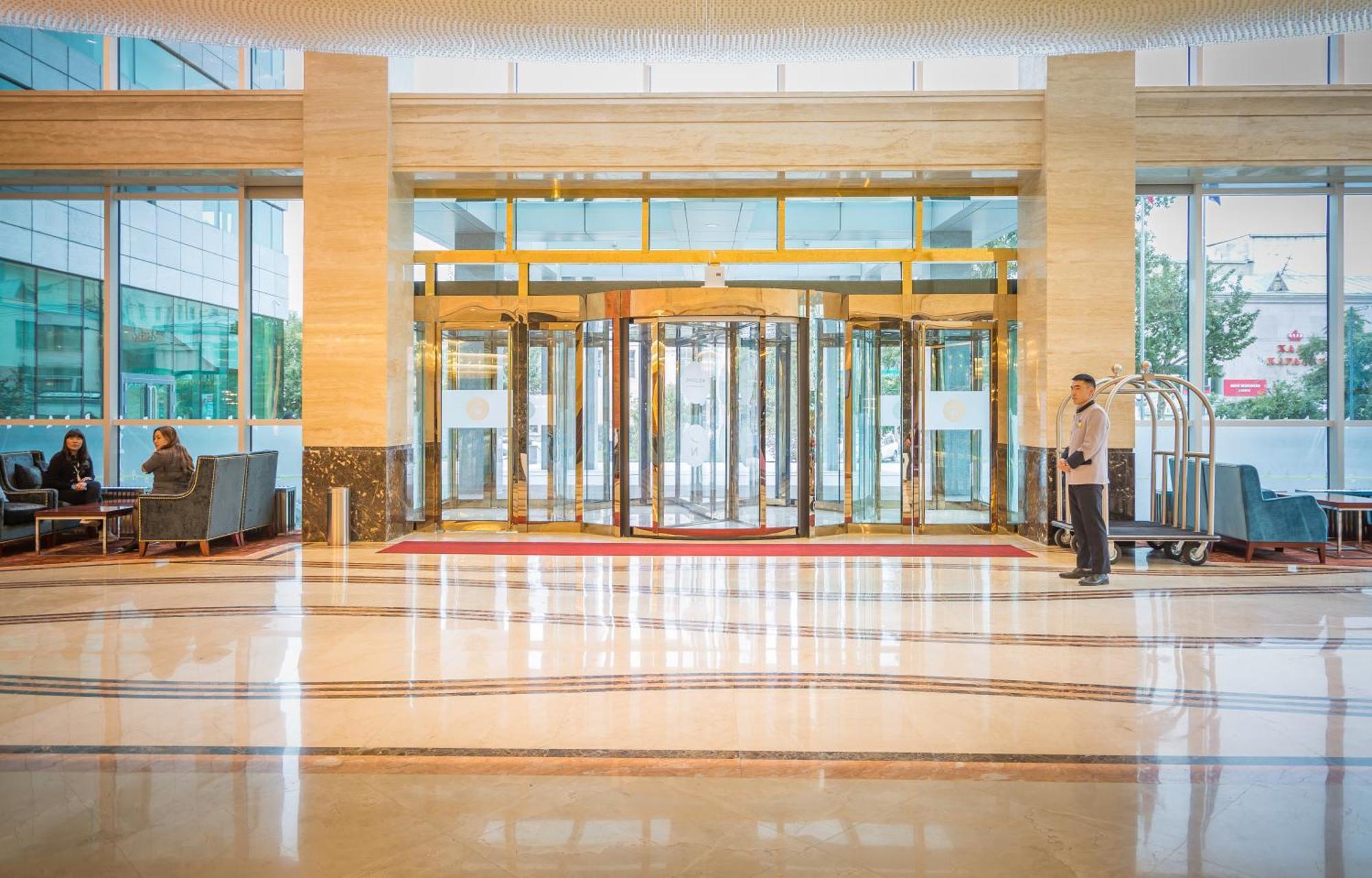 Novotel Oelan-bator Buitenkant foto